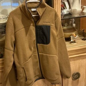 Columbia Brown Sherpa  Jacket with Black Accent, large.